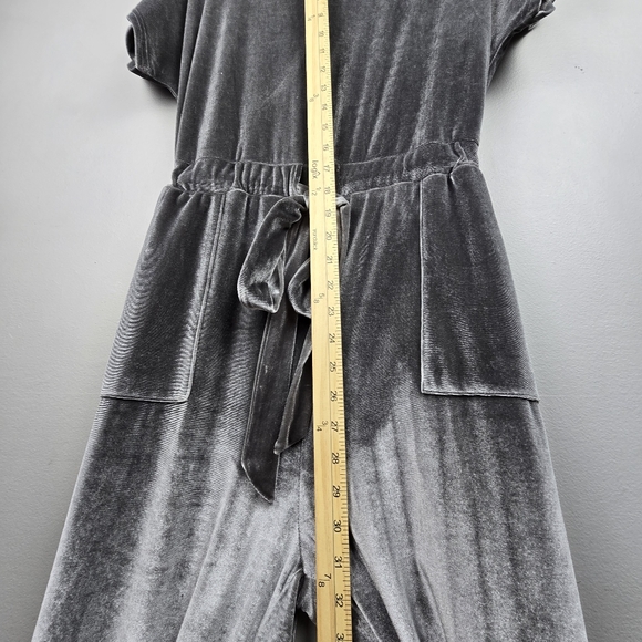 PIPER‎ & SCOOT Bianca Velvet Luxe Jumpsuit Gray Womens Size M Effortless Chic - Picture 15 of 16